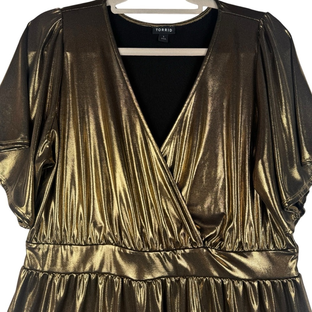Torrid Liquid Shine Surplice Peplum Top Gold Size 1 - Picture 4 of 7